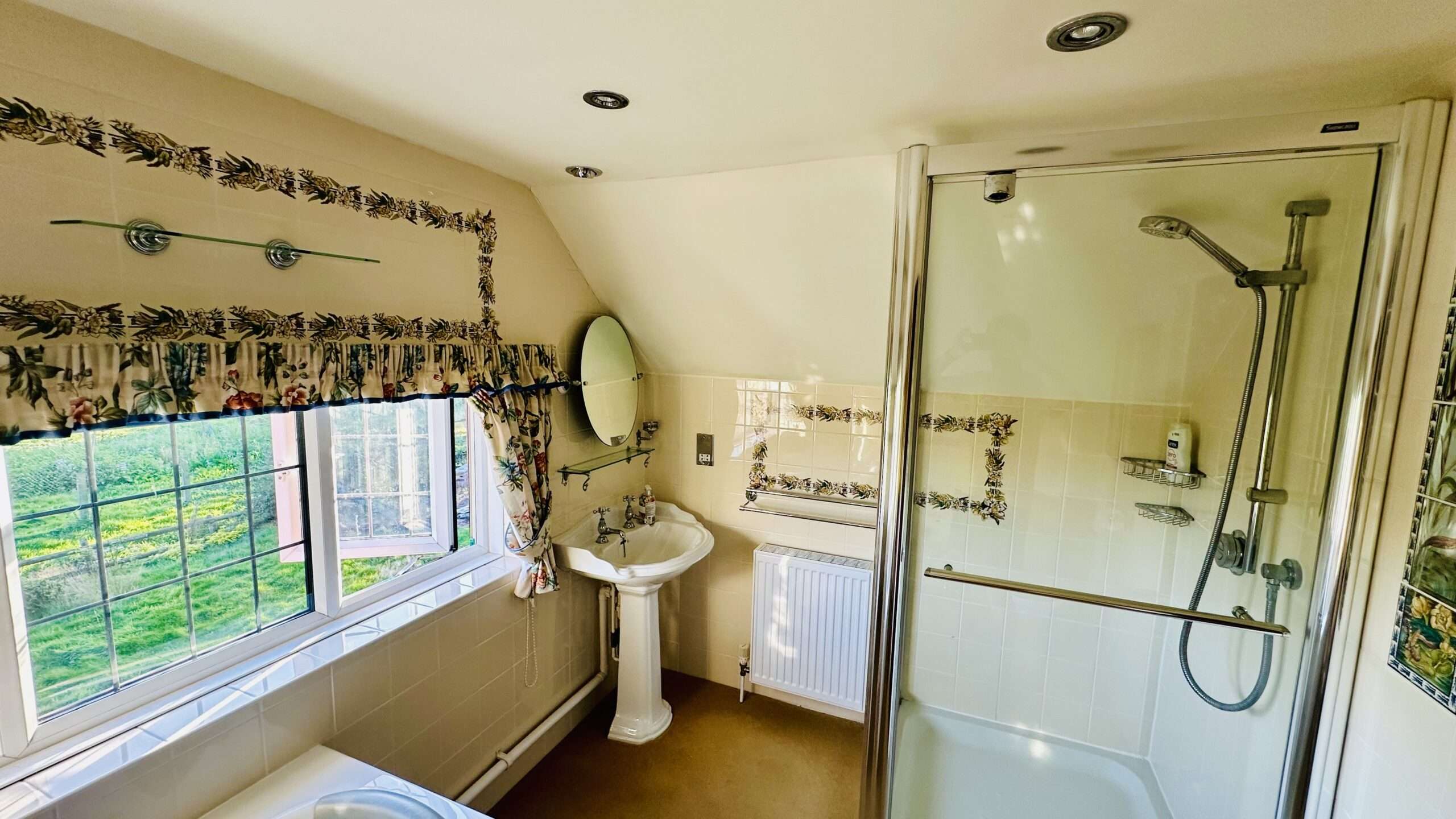 Danegelts shower room
